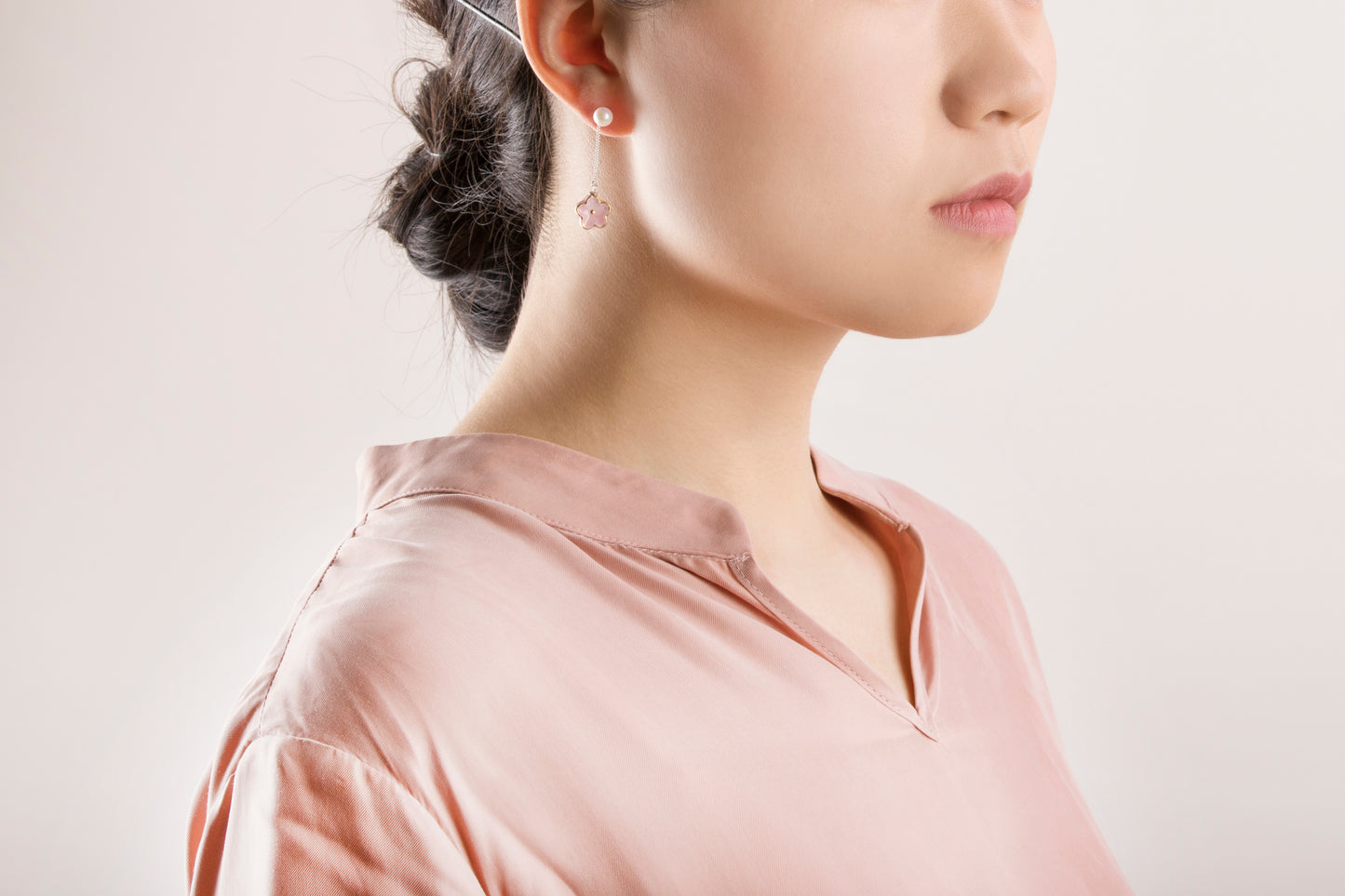 Peach Spring Flower Blossoms Pearl Earring