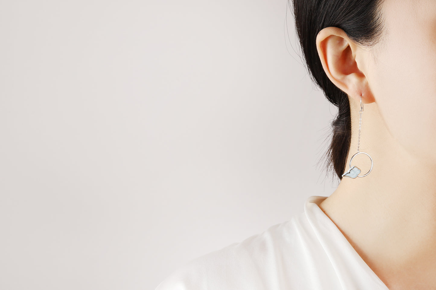 Fanhua Creation Colorful Clouds Chasing the Moon Earring