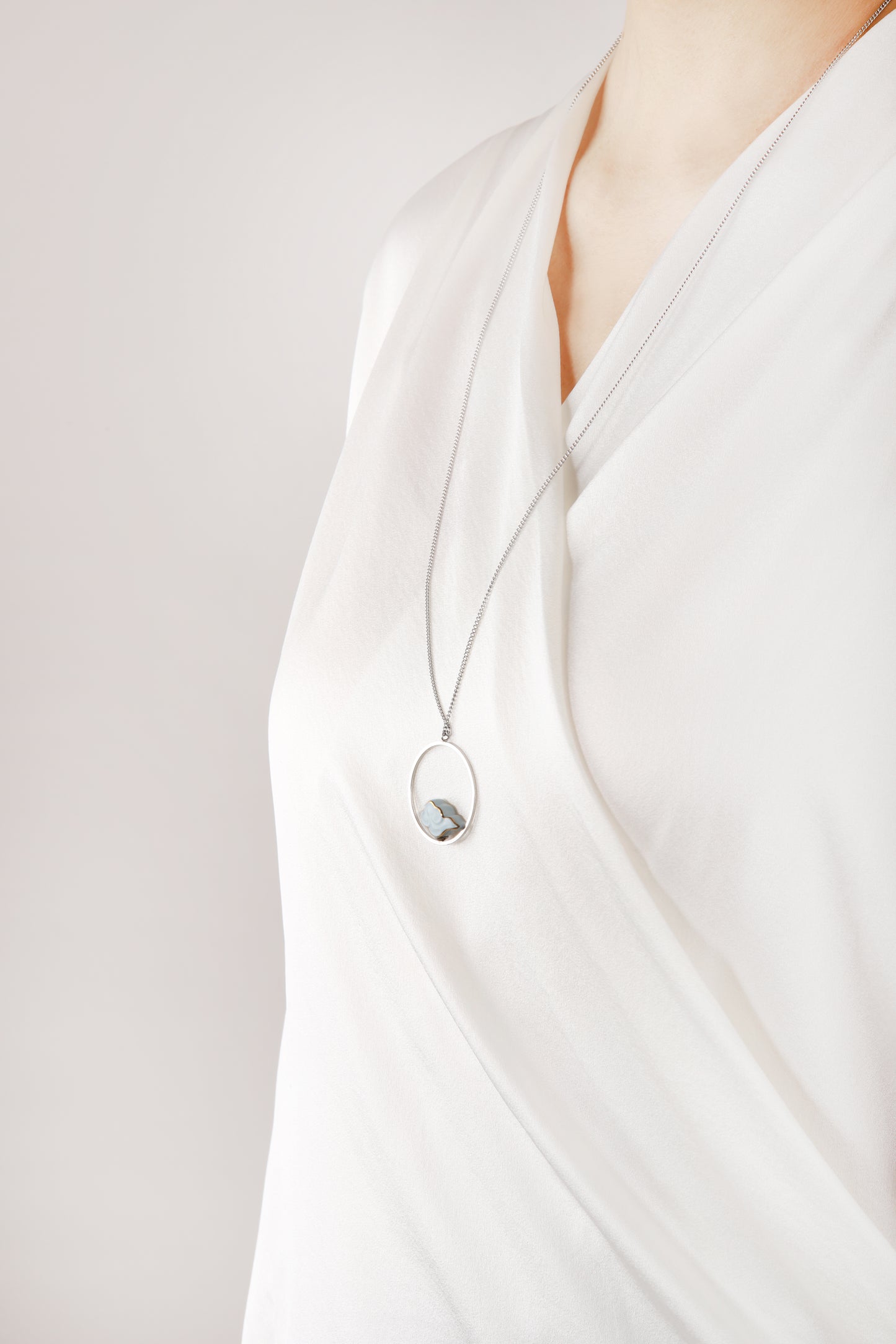 Fanhua Creation Colorful Clouds Chasing the Moon Long Pendent Necklace