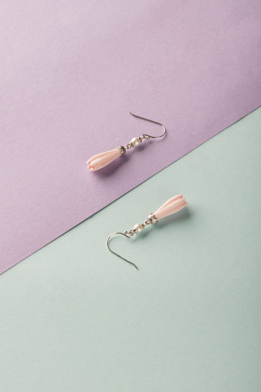 Magnolia Pearl Short Earring
