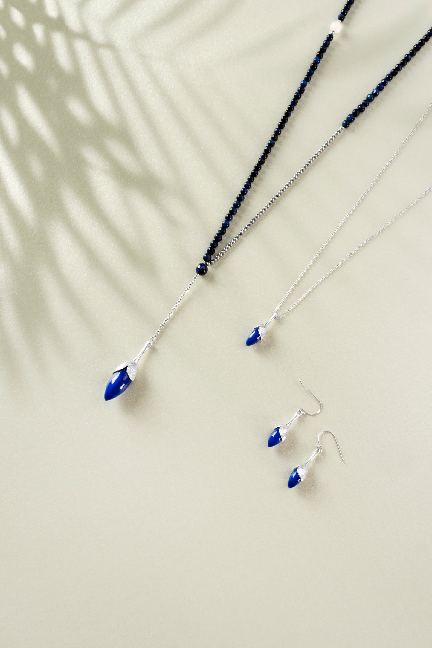 Orchid Long Necklace