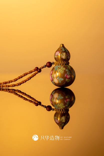 The shop's masterpiece Fanhua Creation Golden Gourd Long Pendent（Worn by Maye Musk）